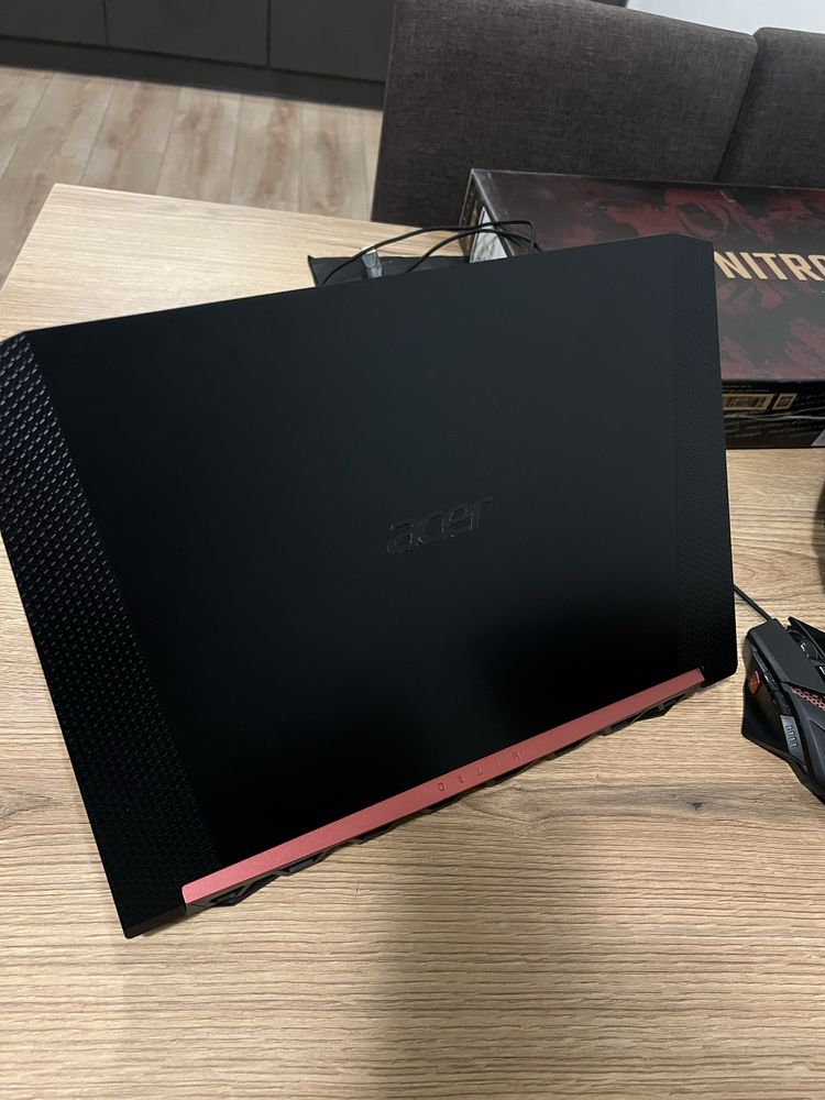 ПРОМО : Acer Nitro 5 + Ps4 Slim 1TB Гейминг Комбо (Може и поотделно)