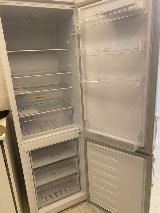 Urgent renovam Frigider combina frigorifica arctic ak54270+ sector 1