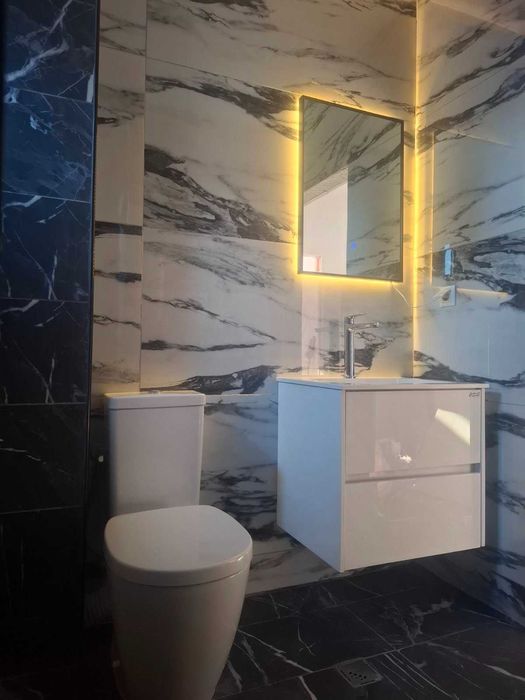 Дава се под наем Двустаен апартамент в Варна, Център - 75 кв.м за 561 € - Снимка #8