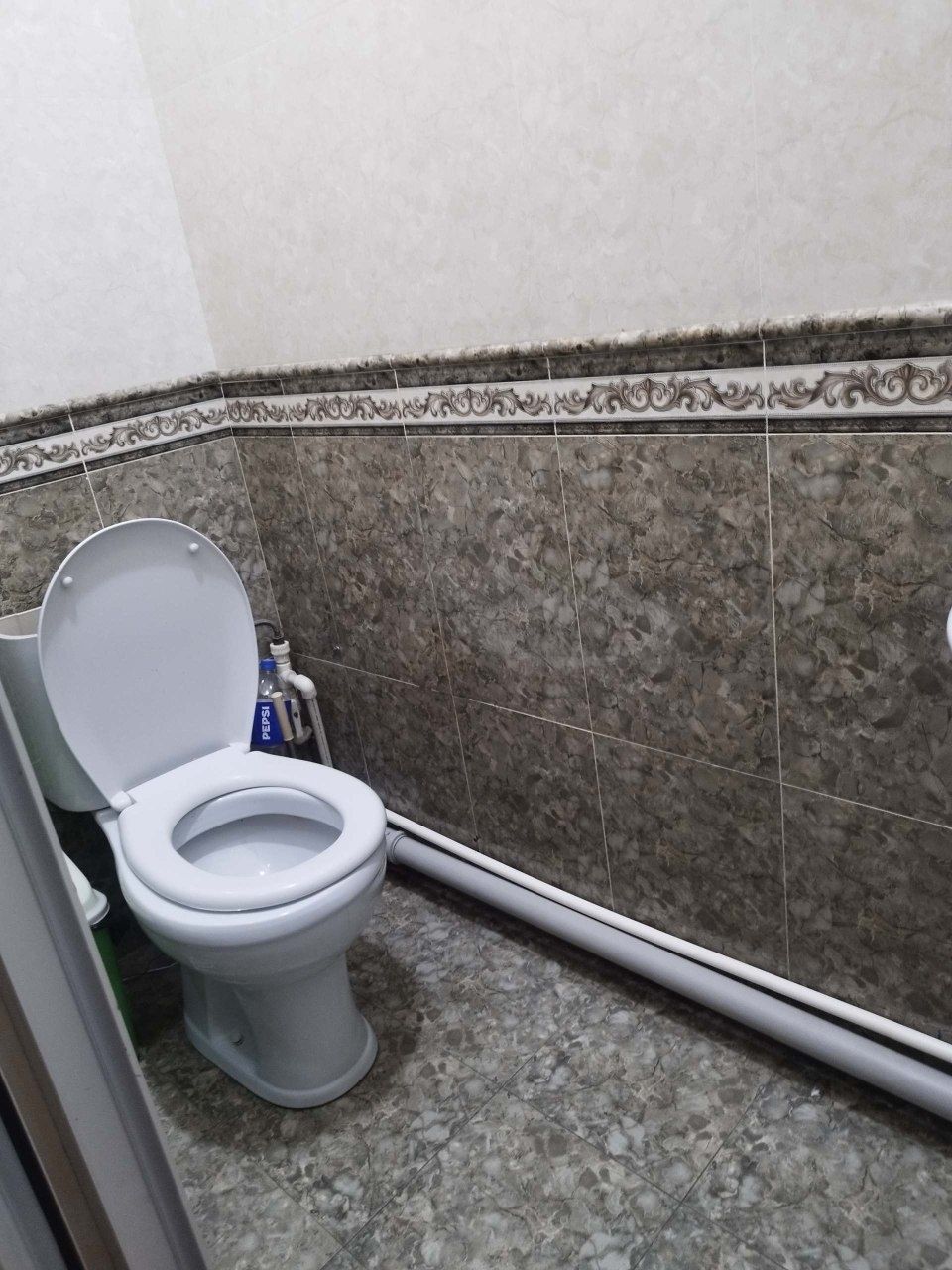 Срочно продам квартиру трёх комнатная.