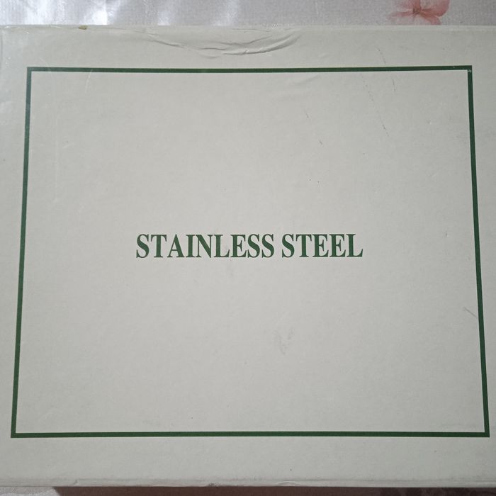 Набор столового прибора.