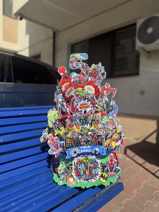 Torturi din dulciuri ambalate