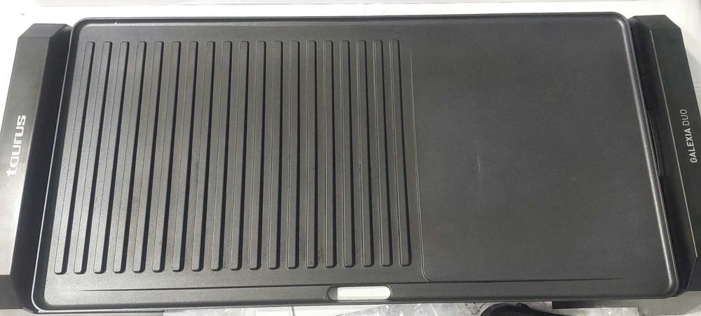 Грил-скара,TAURUS,2200w,цена- 60 лв