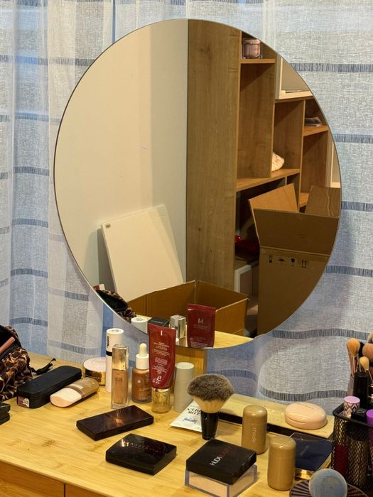 Masa cu oglinda din bambus pentru make up