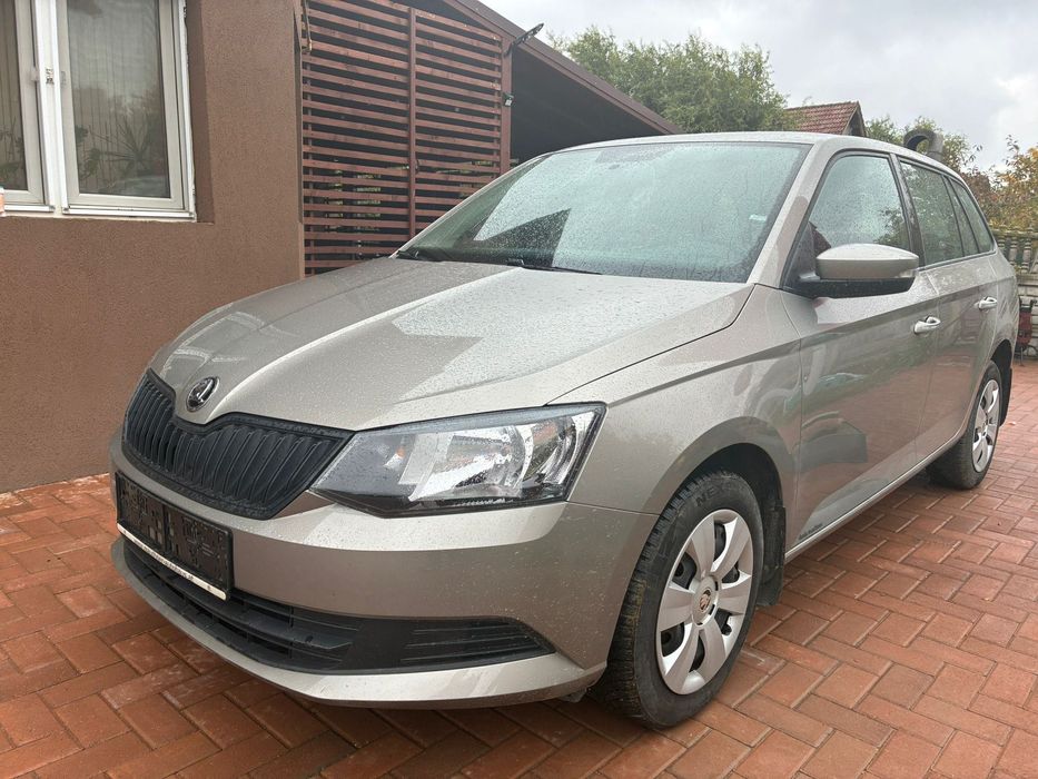 Se vinde Skoda Fabia 1.4 Diesel 2015