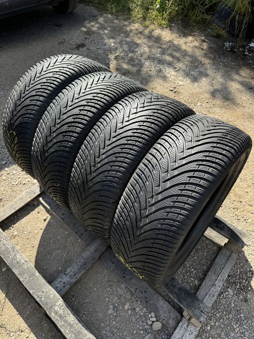 215/55/18 Bfgoodrich 4бр зимни гуми внос Швейцария!