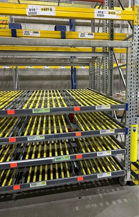 Rafturi metalice 766x777