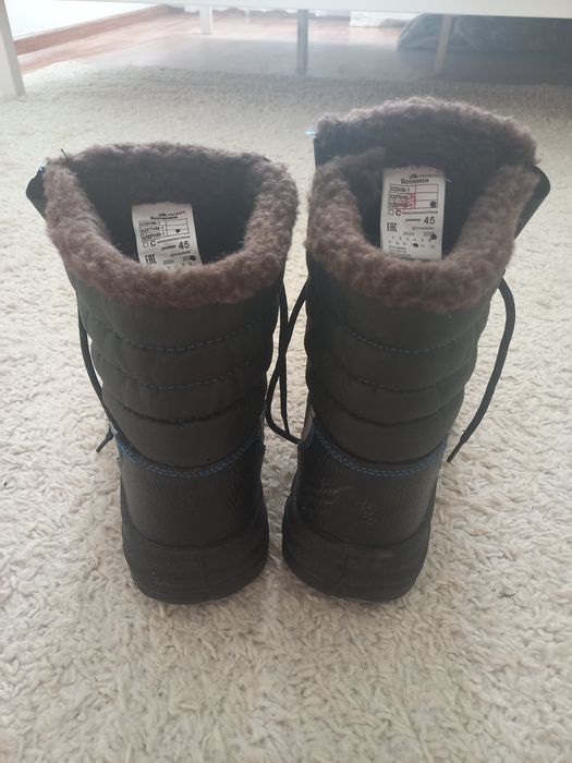 Продам новую зимнюю спецобувь