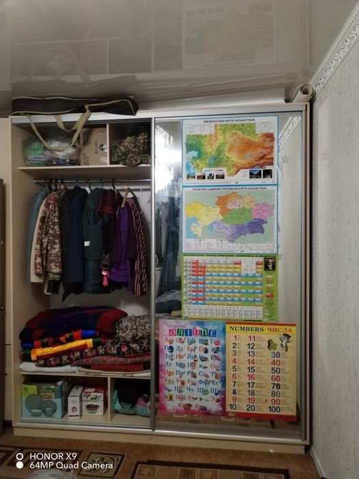 Здравствуйте, продам шкаф. Высота 250, длина 225, глубина 60.