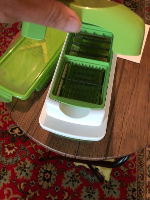 Set de maruntit legume, fructe, branzeturi, etc