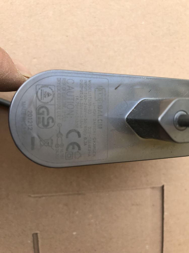 Alimentator Dyson 16,75v 313mA