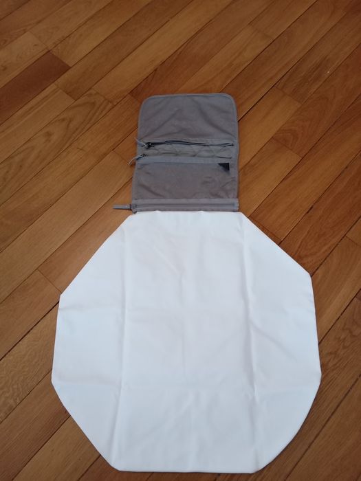 Слинг,кенгуро,подложка-несесер ,колани за прохождане, зимни шапки