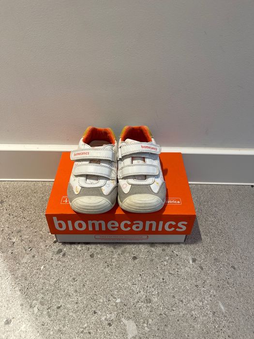 Ботуши и обувки колев и колев и biomecanics