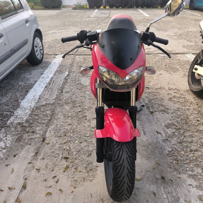 scuter motor Gilera Dna 50cc permis B
