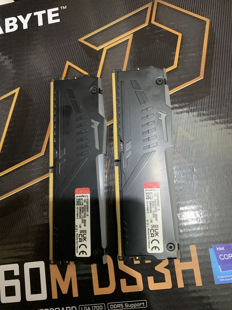 Продам оперативную память DDR5 32GB