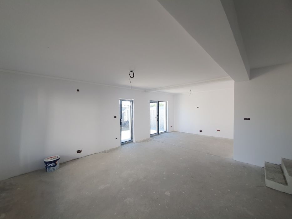 Vand casa P+1 zona Ford ,Selgros.