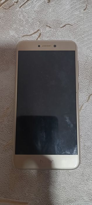 Предлагам два броя GSM