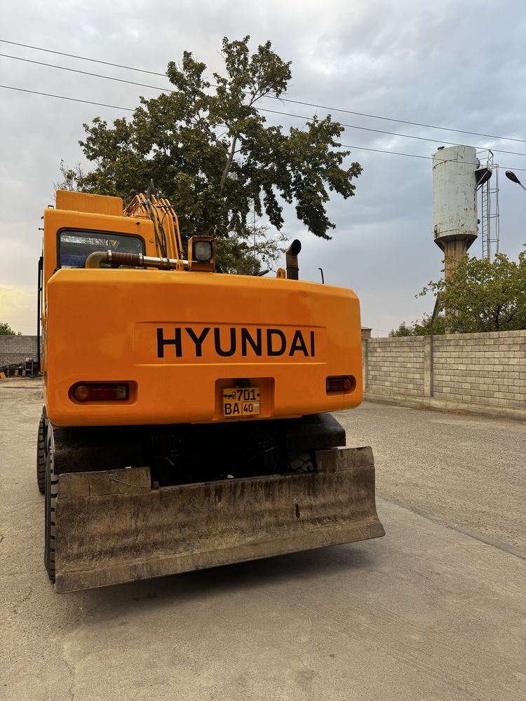Ekskavator Hyundai 1400