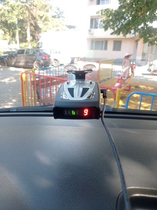 Радар-детектор Whistler XTR330