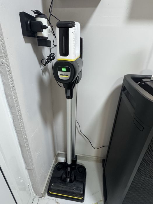 Прахосмукачка Karcher VC7 signature line