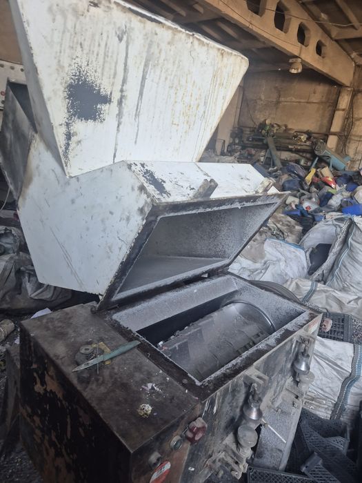 Дробилка для пластика