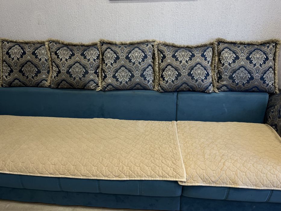 Продам диван срочно