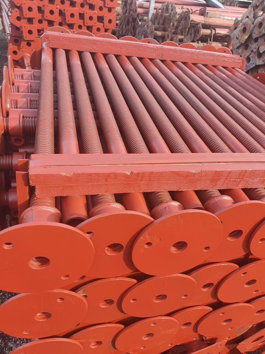 Cale reglabile schela, talpi schele, baze reglabile schele