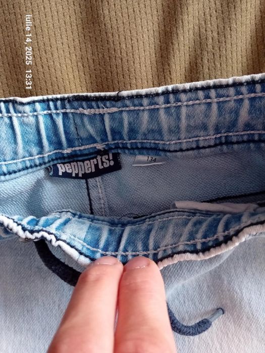 Lot pantaloni scurti 134