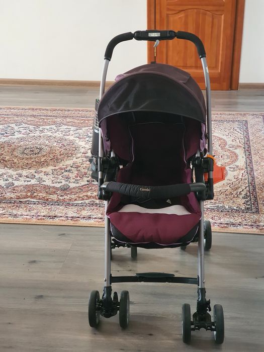 Коляска детская б/у демисезонная Comby в отличном состоянии