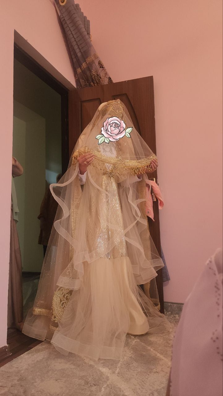 Yangi bir marota kiyilgan