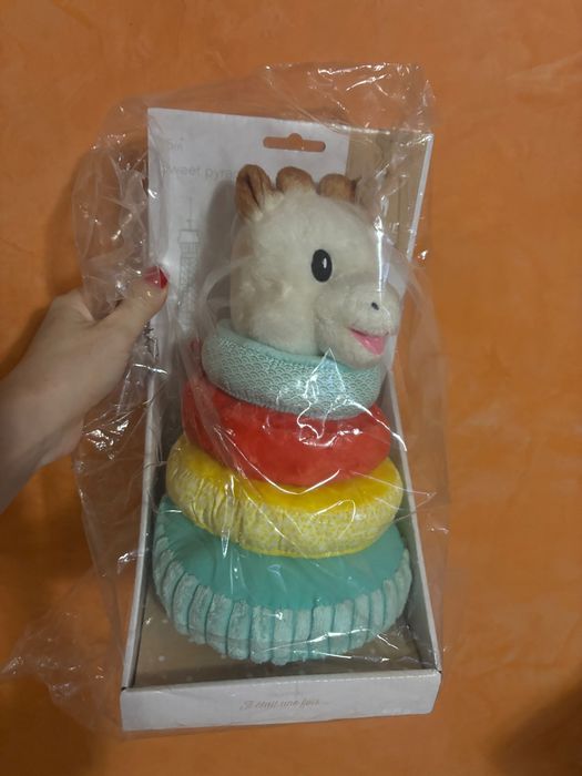 Жирафче Софи рингове