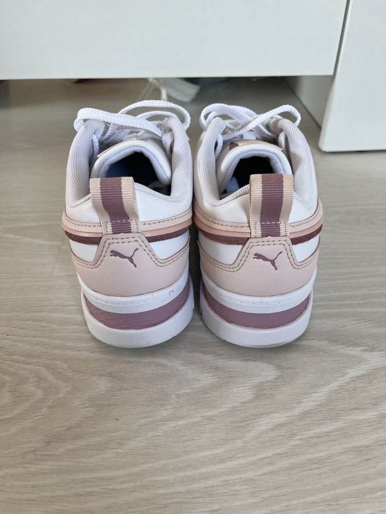 Маратонки Nike , Adidas и Puma