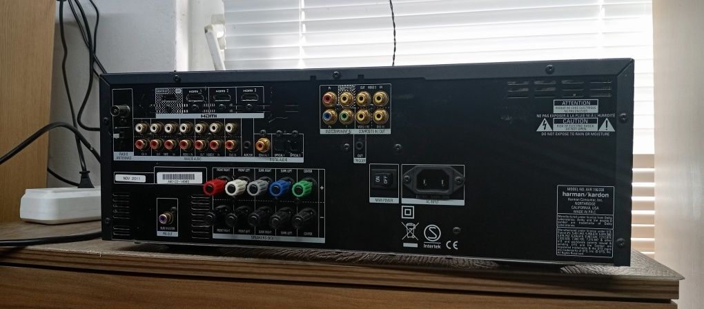 5.1 канален ресивър HARMAN KARDON avr-156/230
