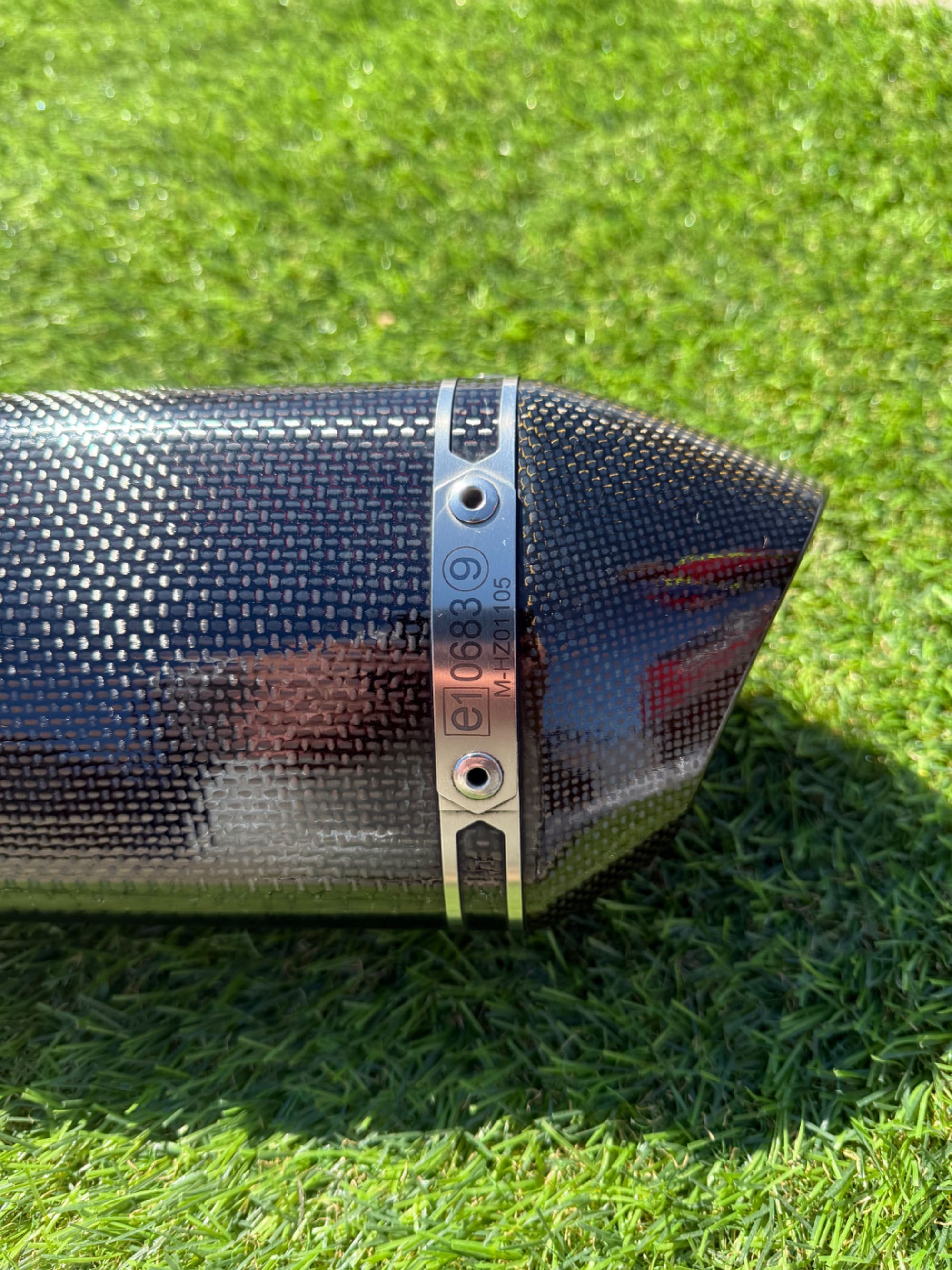 Ауспух Akrapovic