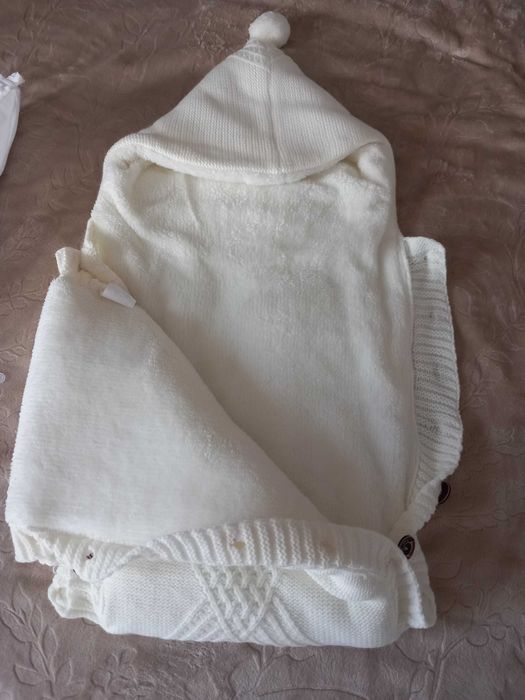 Порт за бебе с плетиво