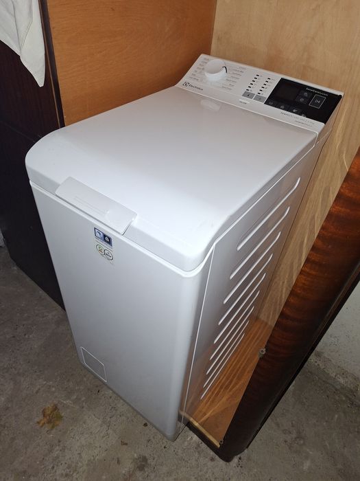 Mașină de spălat verticală PerfectCare600 clasă B 7.0 kg Inverter