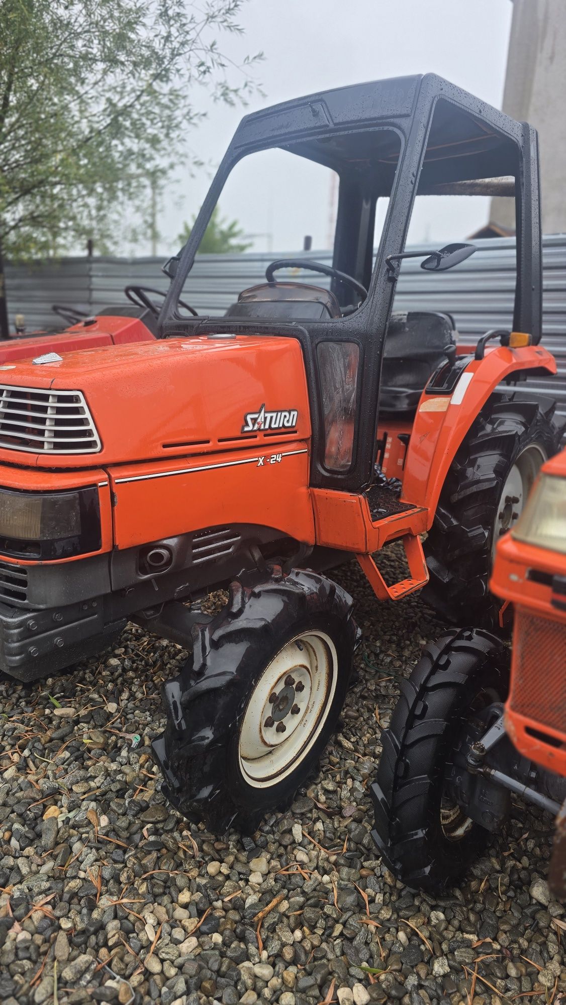 Tractor japonez 21 24 hp yanmar iseki kubota hinomoto cu freza