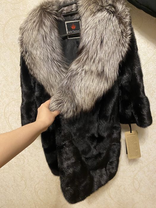 Продам норкувую шубу