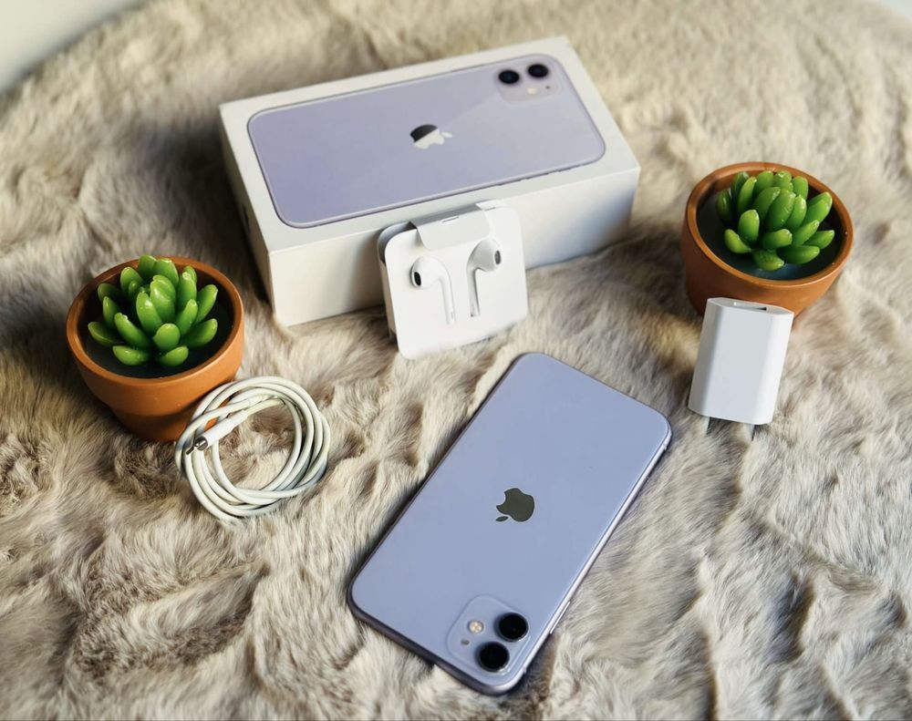Vand IPhone 11 mov