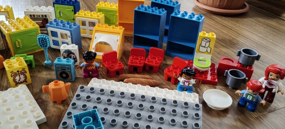 Lego Duplo set case si trenulet