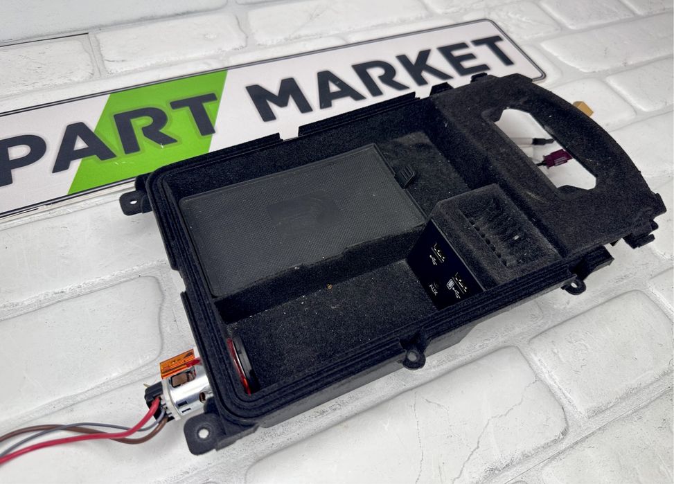 Антенен усилвател USB AUX AUDI A6 A7 4G 4G0035502