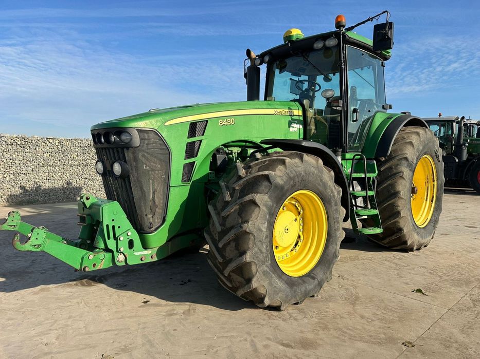 John Deere 8430 Tractor John Deere 8430 Tractor