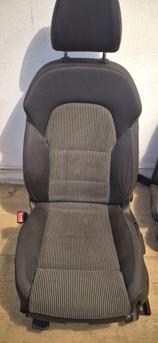 Scaune audi a4 b8