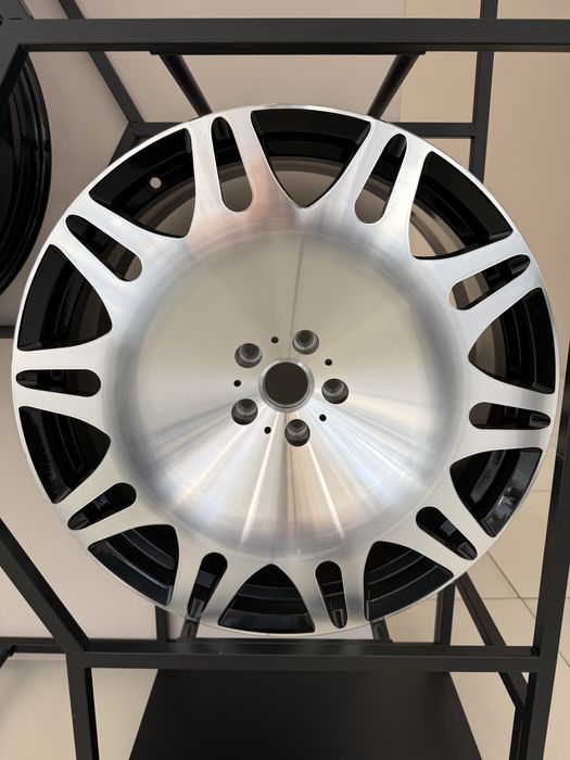 Кованные диски R22 разноширокие