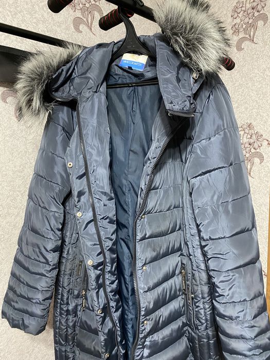 Продам куртку зимнию