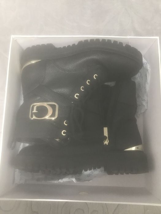 Ghete guess,marimea 39