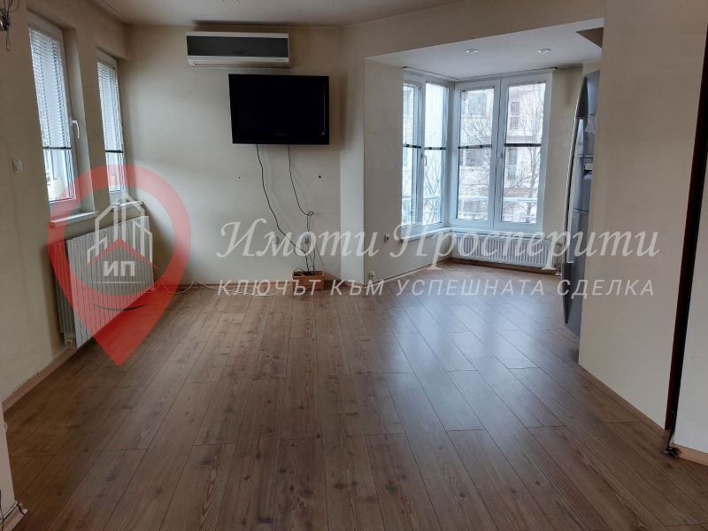 Продава се Четиристаен апартамент в София, Студентски град - 140 кв.м за 2215 €/кв.м - Снимка #4