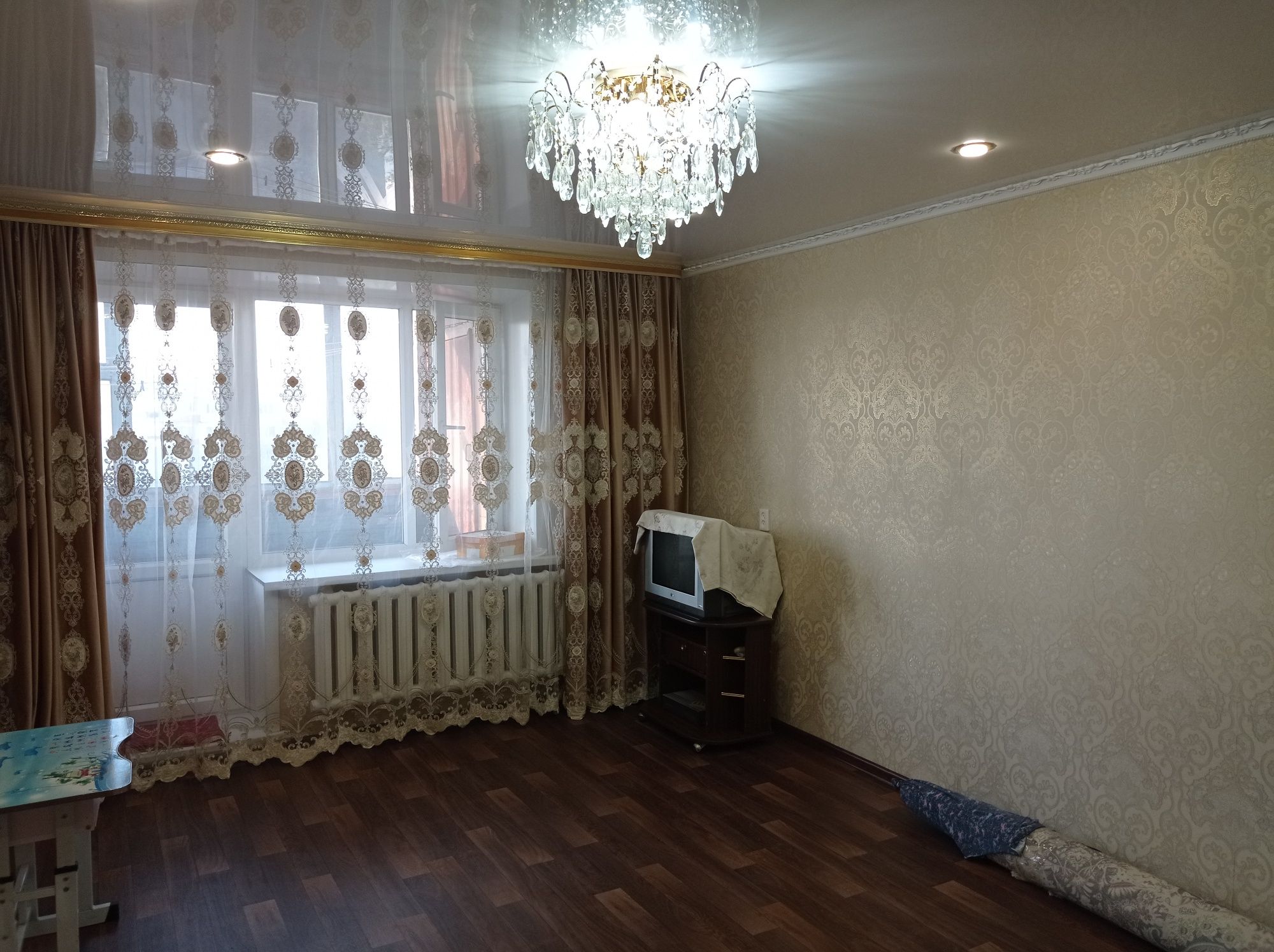 Продам 2-хкомнатную квартиру на 19 мкр