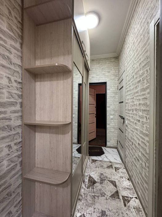 Квартира продаётся Чиланзар Ц квартал 2/2/5 меб тех метро Чиланзар