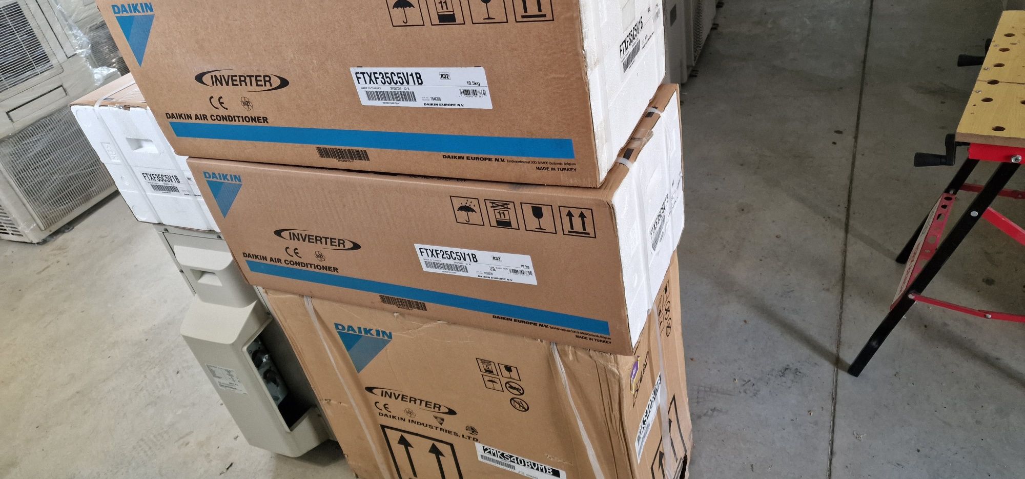 Ново външно тяло Daikin multi за  2 вътрешни тела 2MKS40  за охлаж
